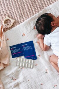 Orthomol Natal Produkt mit Baby
