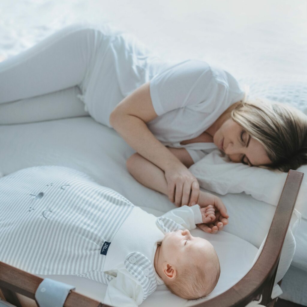 Alvi Webinar Baby im Beistellbett