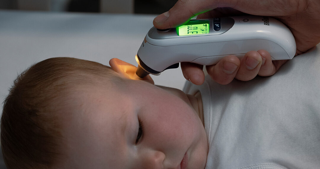 Braun Thermoscan 7 Ohrthermometer Baby Thermometer an Ohr