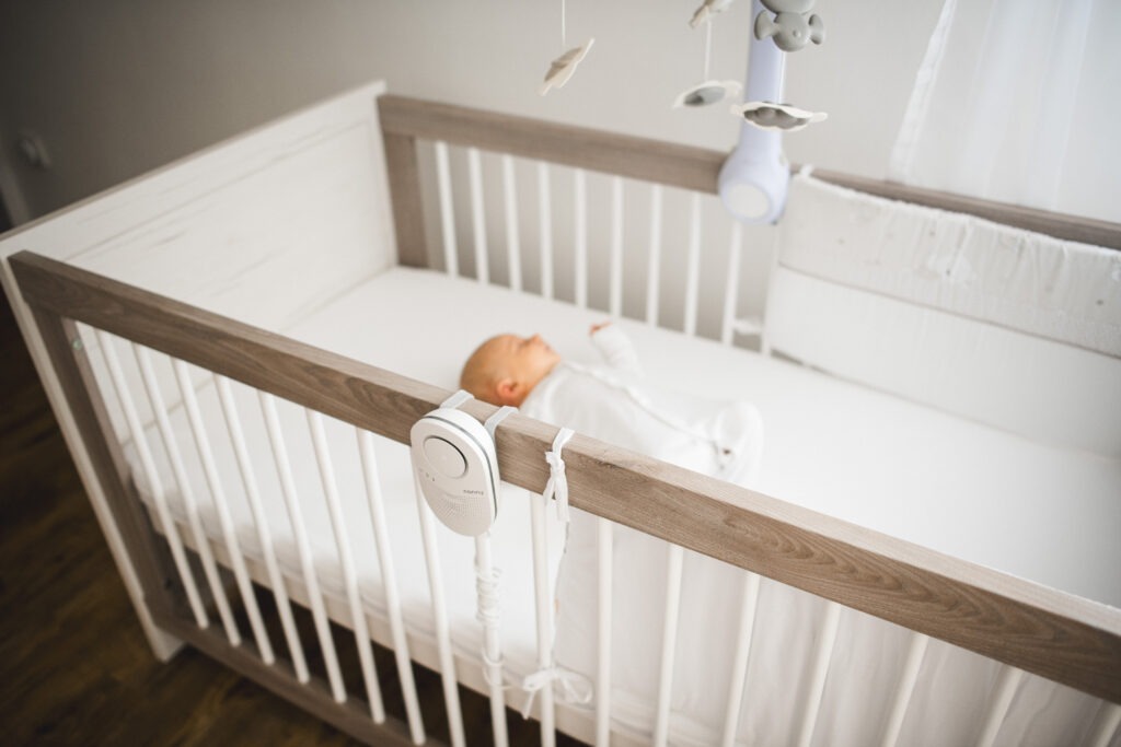 Moodbild monitor nanny Baby im Bett