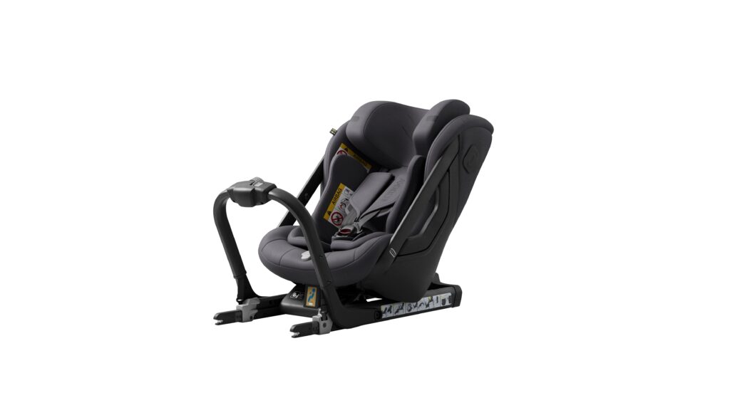 Produktbild Axkid One 3 Reboarder Kindersitz für das Auto mit Isofix Station